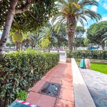 Vienna Apartment, Fronte Mare, 1piano Rif A771